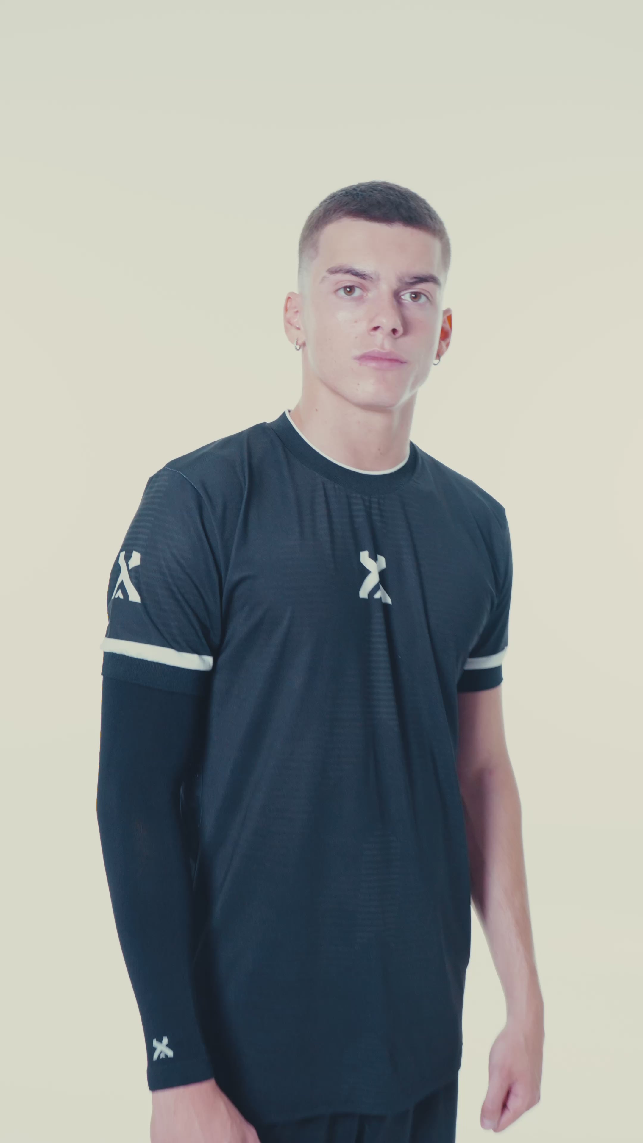 Carica video: GEARXPro Arm Sleeve Compression